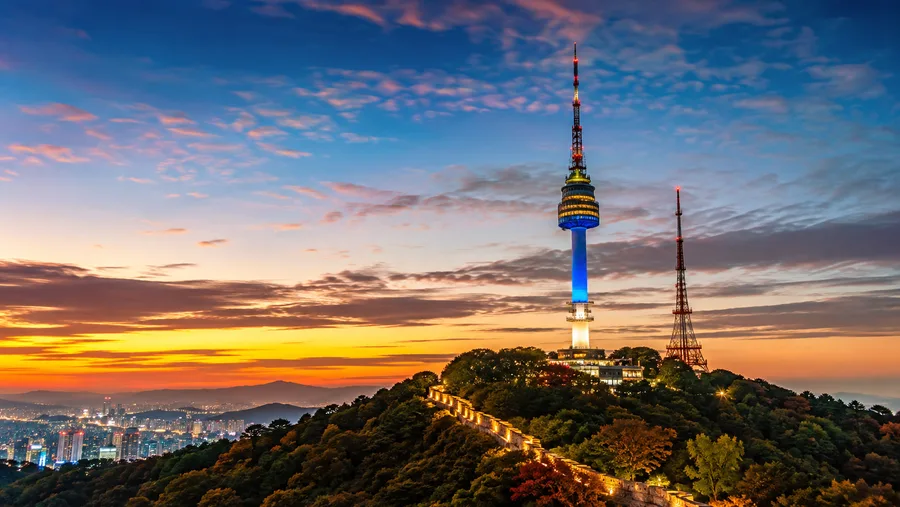 Tour de N Seoul : Comparaisons